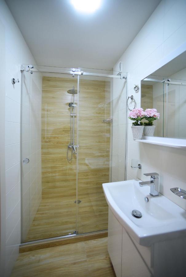 City Lux Hotel Tbilisi Exterior photo