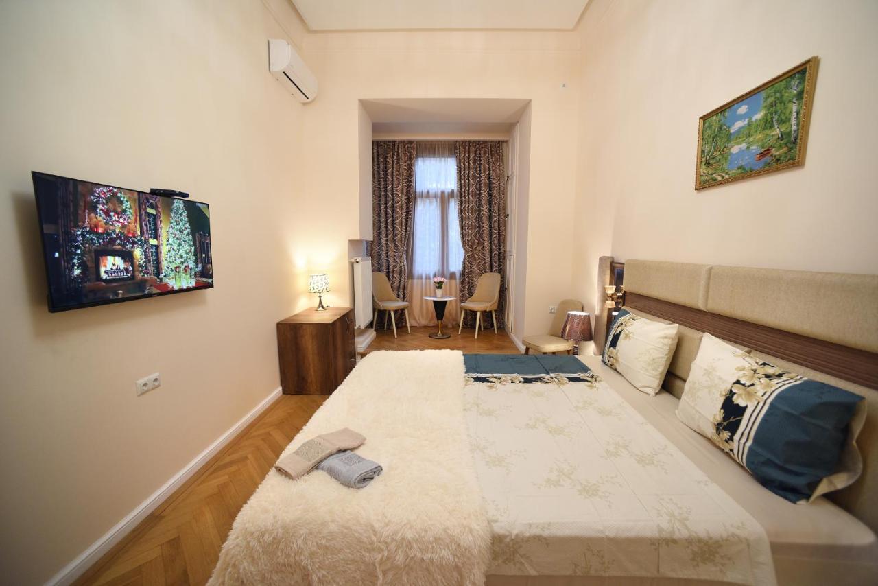 City Lux Hotel Tbilisi Exterior photo